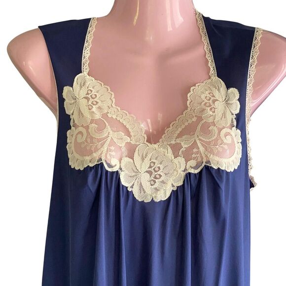 Vintage Vanity Fair Nightgown Robe Set Womens Small Medium Navy Lace Trim 70s - Picture 3 of 9